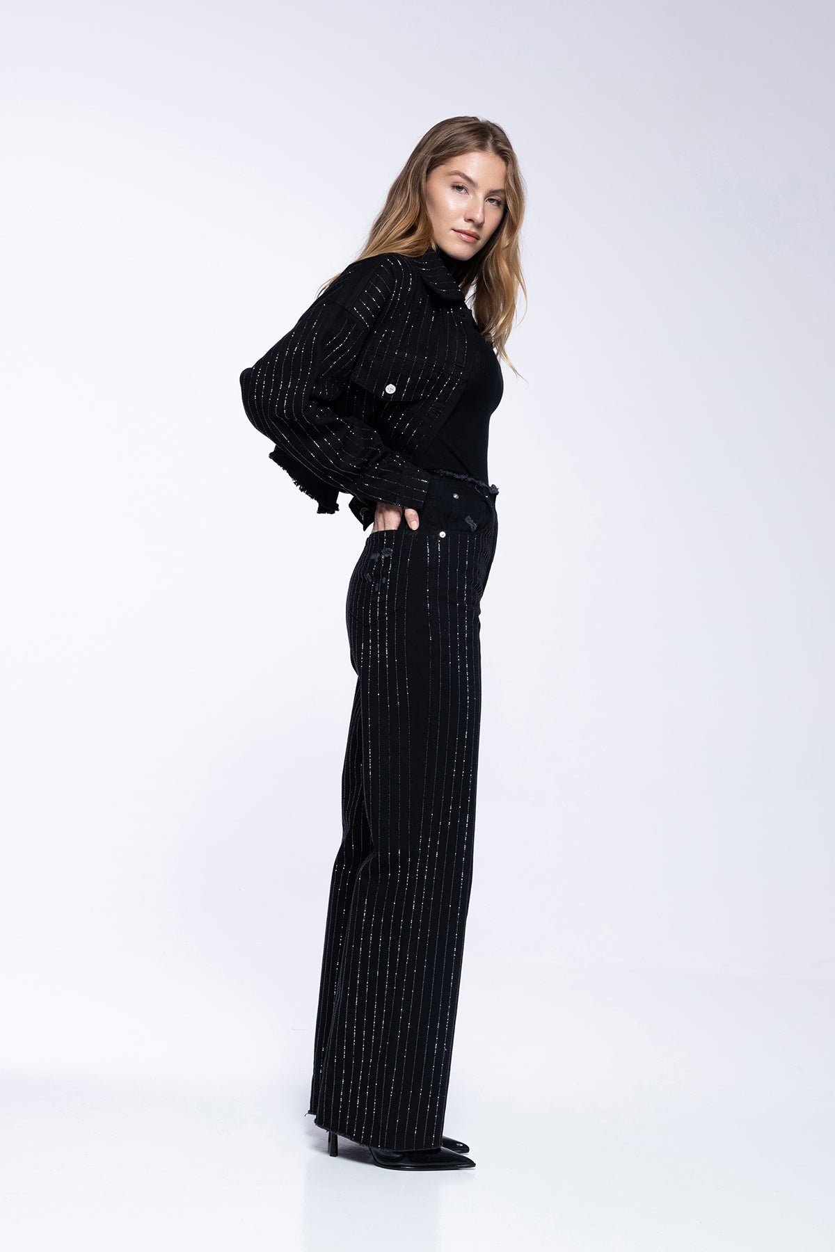 JEANS JACKET - BLACK STRASS