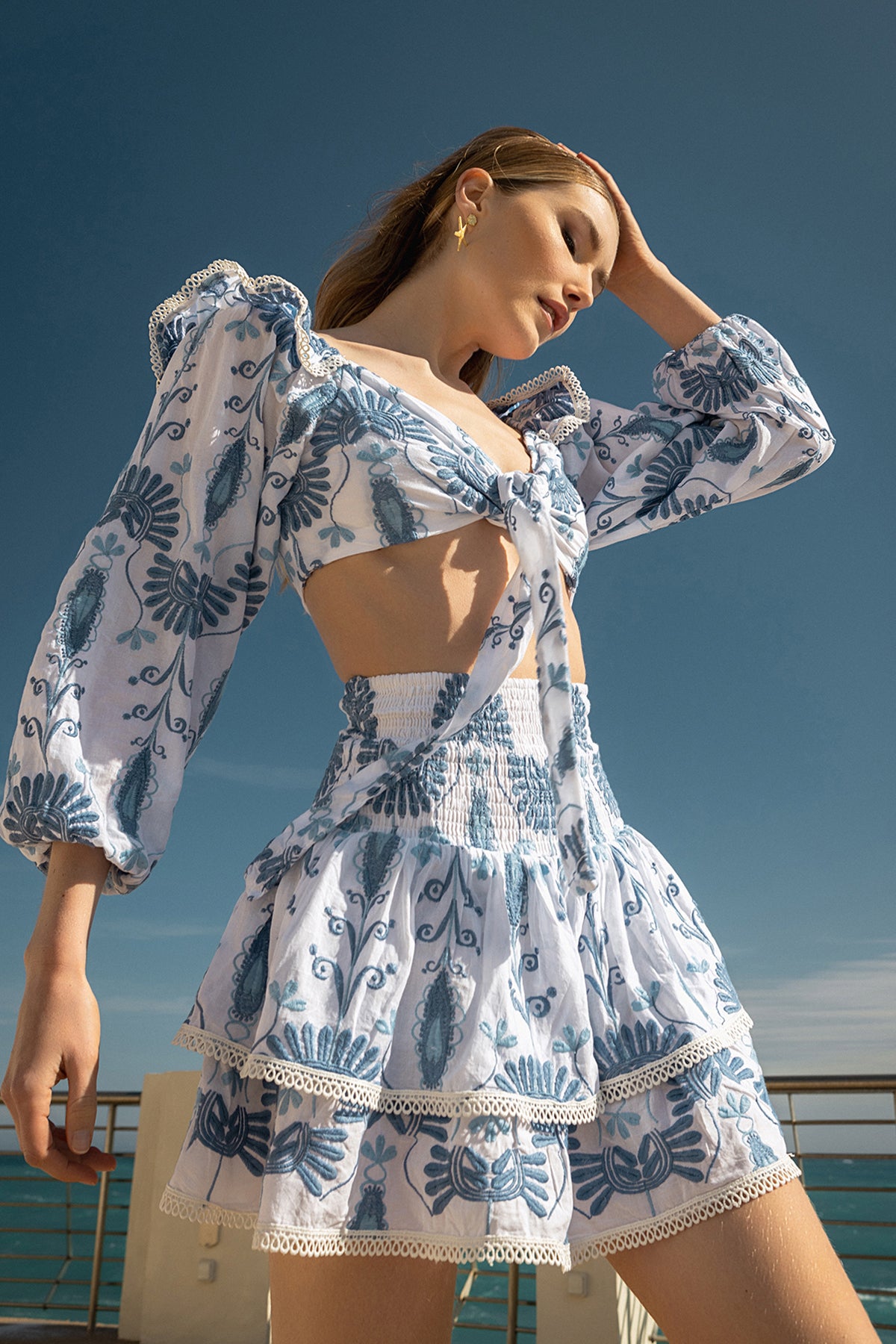 TOP ALEKS - BRODERIES BLEU