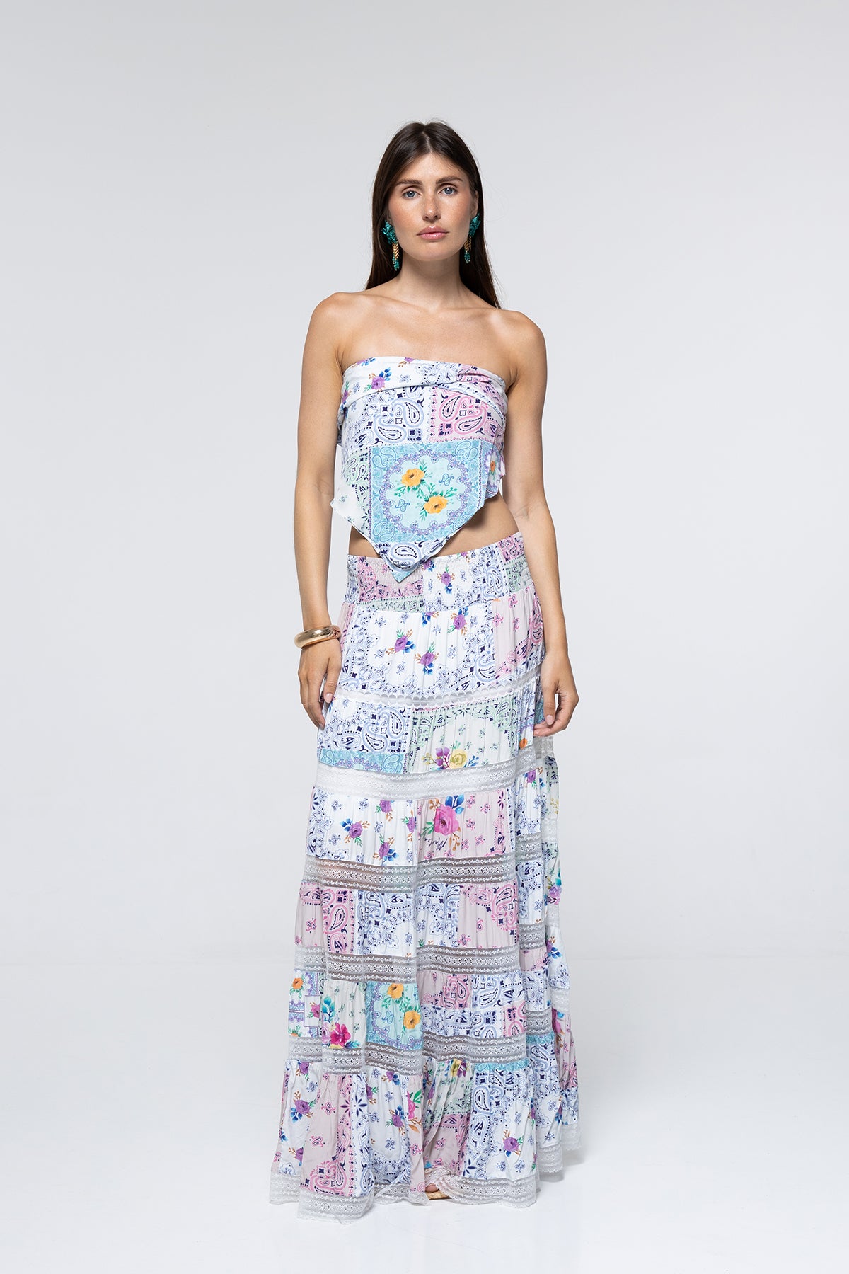 TOP TRIANGLE - PAISLEY FLORAL PATCH